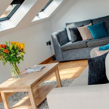 Base Serviced Apartments - Sir Thomas Street Liverpool Exterior photo