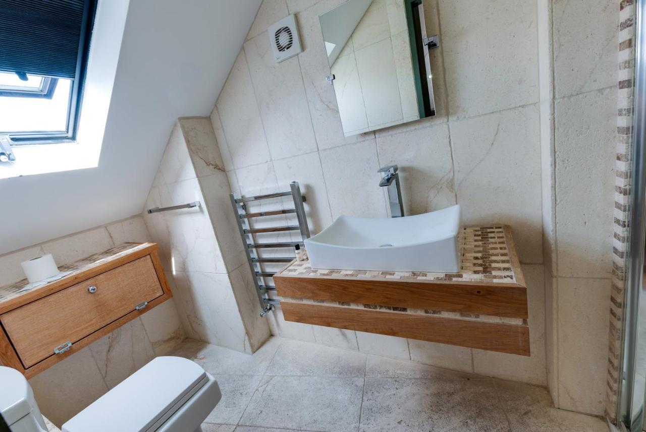 Base Serviced Apartments - Sir Thomas Street Liverpool Exterior photo